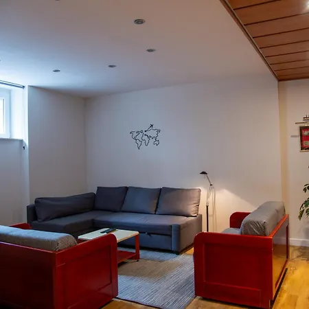 F14 Apartment